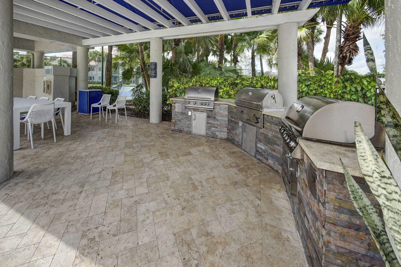 La Morada At Weston Weston Fl 6 of 12