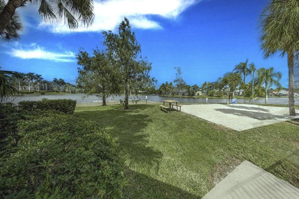 Outdoor sport court at La Morada at Weston Apartments featuring tennis and basketball amenities