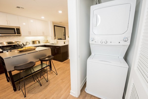 laundry room at ONYX Glendale Apartments