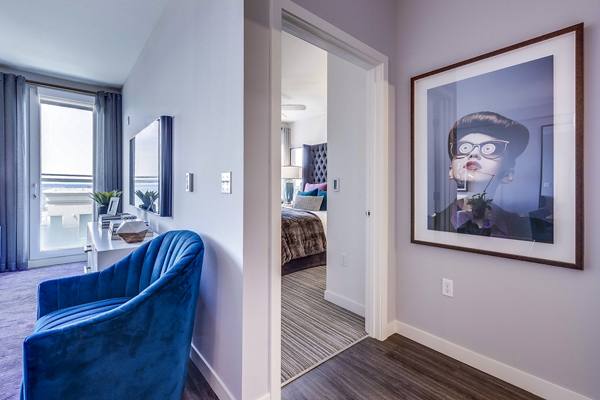 hallway at Elan Uptown Flats Apartments