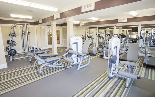 fitness center at HiLine Heights Apartments