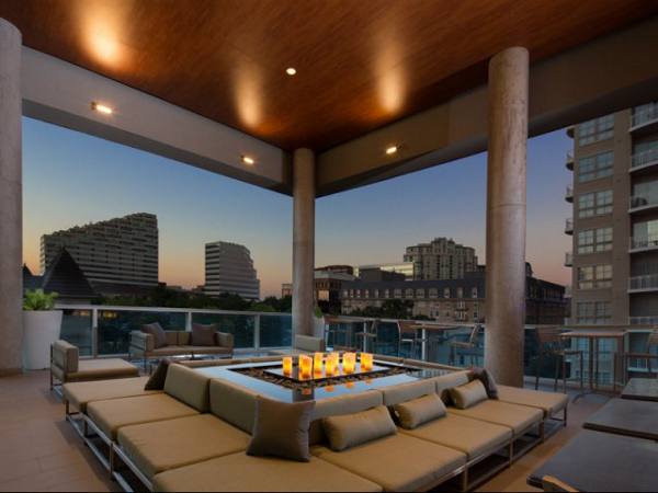 rooftop at Gallery at Turtle Creek Apartments