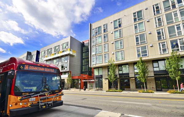 Aura West: Elegant of luxury apartments in West Seattle