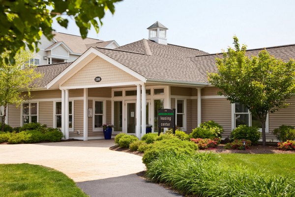 exterior at Pembroke Woods Apartments