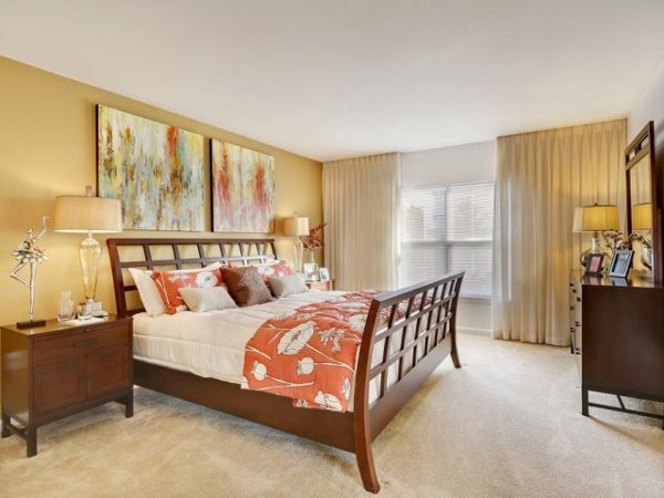bedroom at Pembroke Woods Apartments