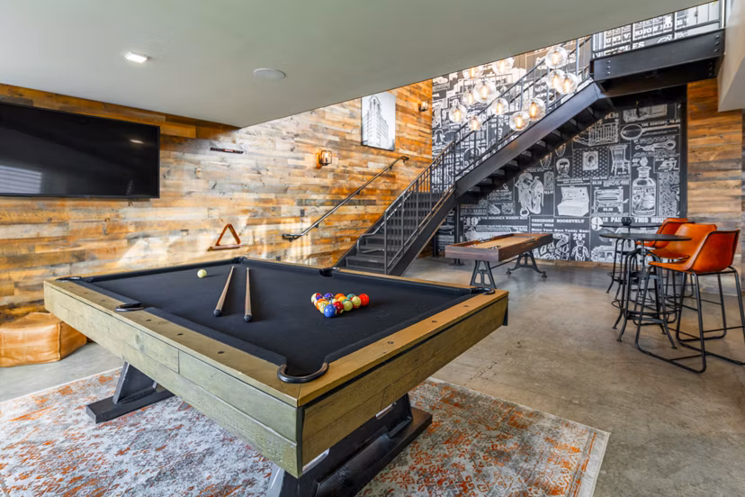 clubhouse at The Aspen Apartments  