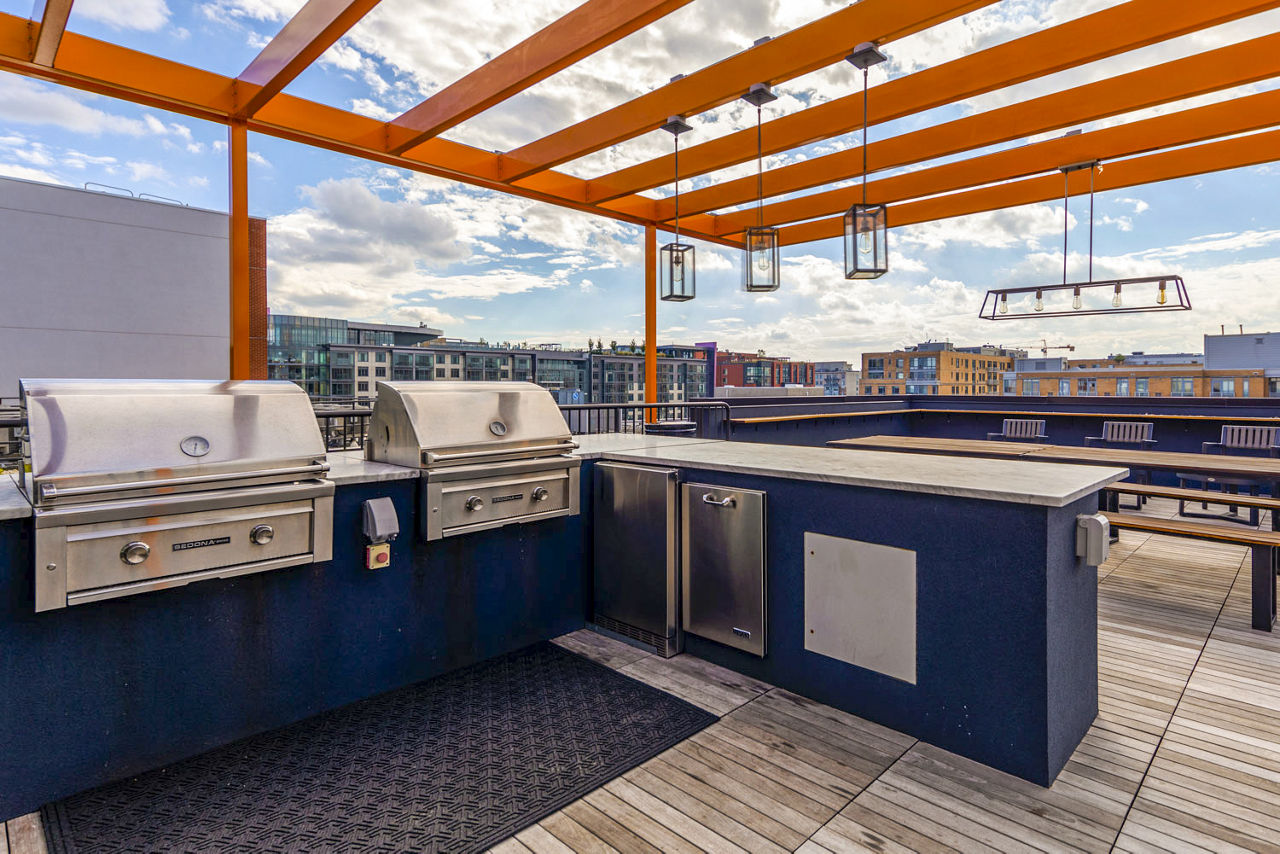 Grill area at The Aspen Apartments (6 of 6)