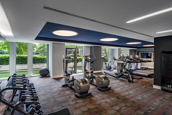 GS Nouvelle: Modern luxury apartments with lush courtyard in Tysons Corner