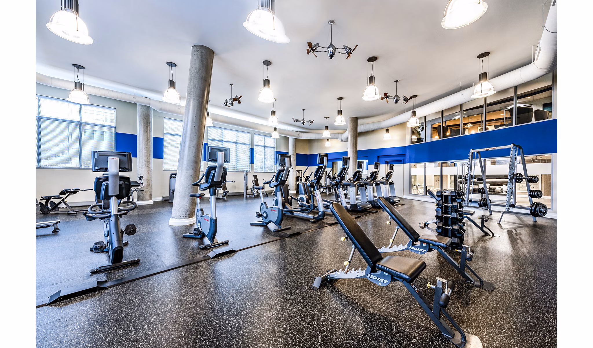 The Lofts at Park Crest: Modern luxury apartments in vibrant urban area