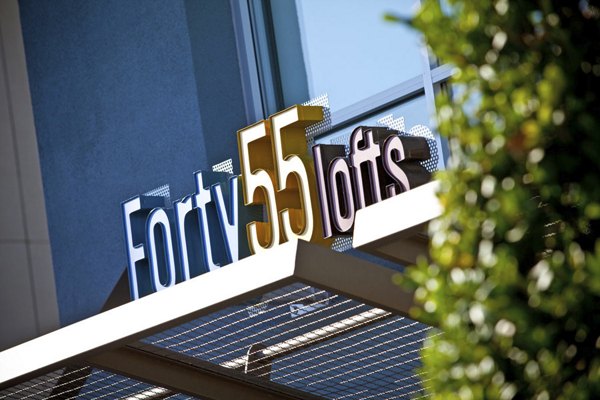 Forty55 Lofts: Stylish signage for luxury apartments in Culver City