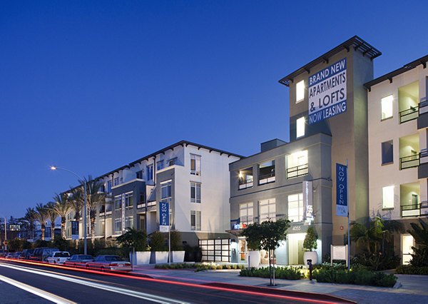 Forty55 Lofts: Stylish modern loft apartments in the vibrant West Los Angeles area, perfect for upscale living