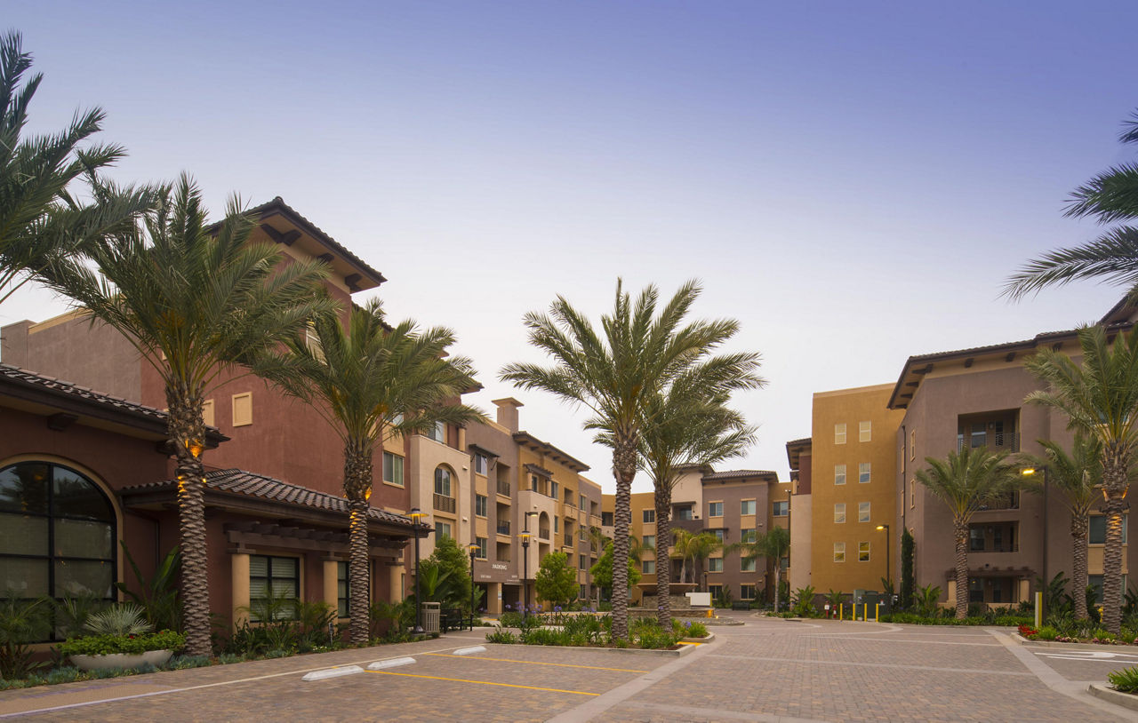 The Verge Apartments San Diego Ca 2 of 12