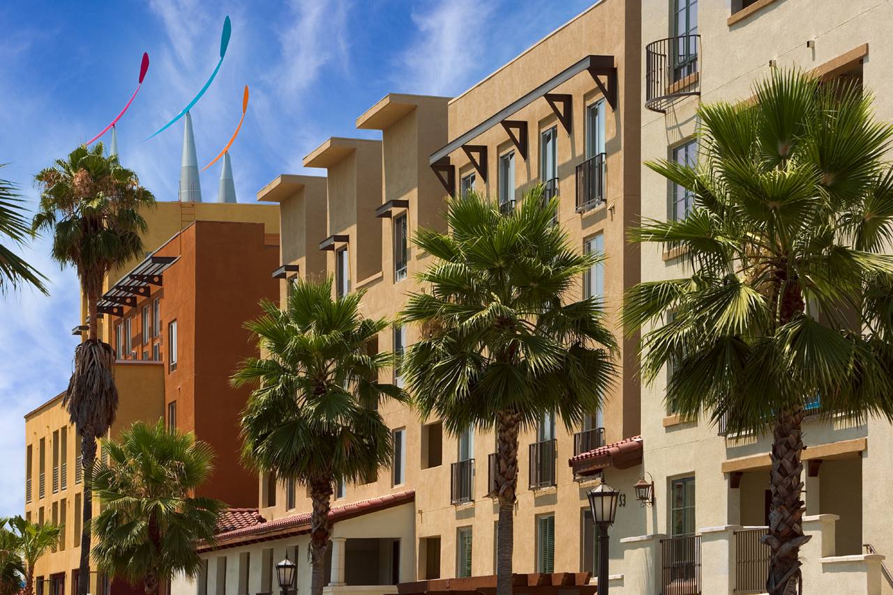 Calypso Apartments and Lofts in Irvine Greystar