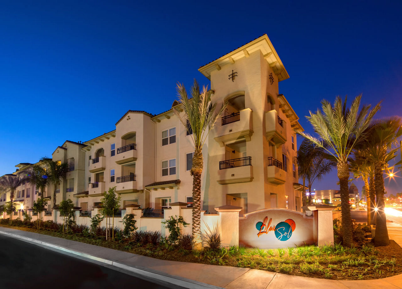 Blue Sol Apartments Costa Mesa Ca 2 of 12