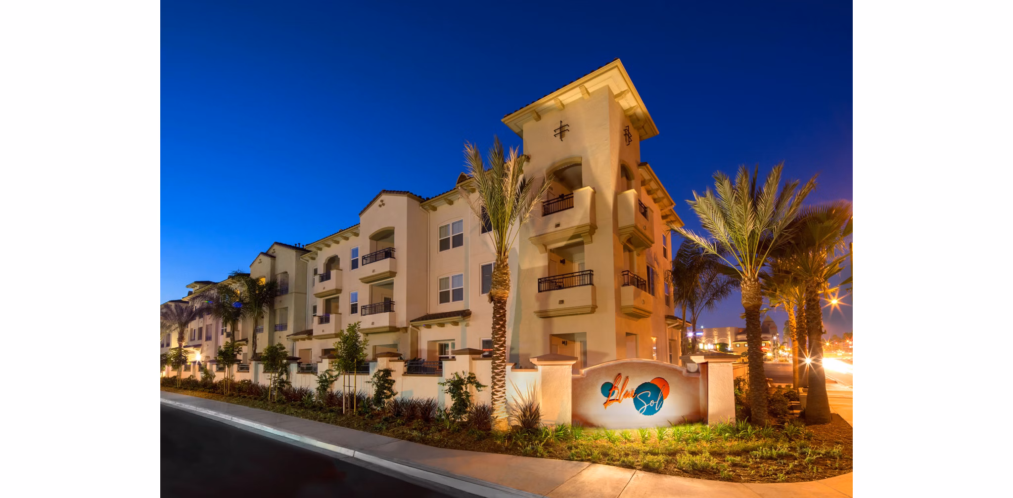 Blue Sol Apartments: Contemporary luxury apartments in vibrant urban setting