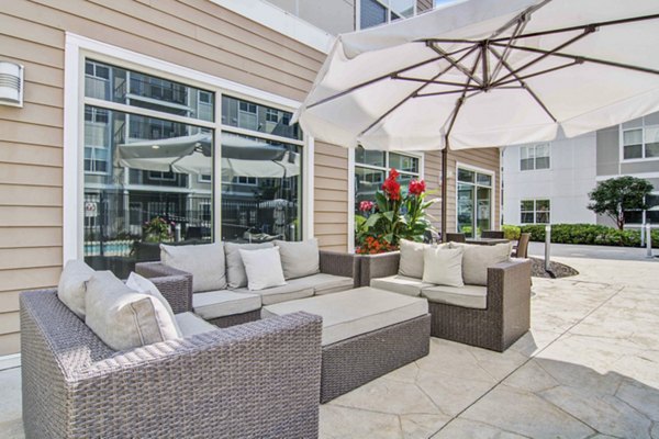 patio at Everly Apartments