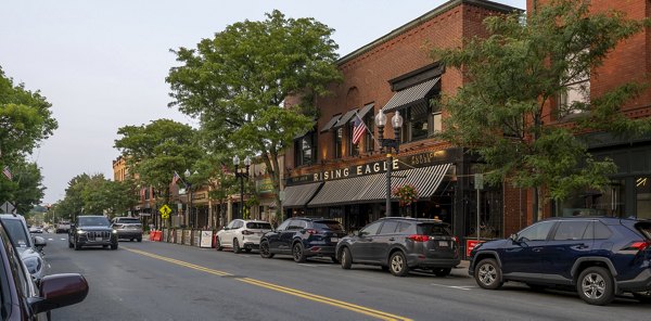 neighborhood at The Washingtons Apartments