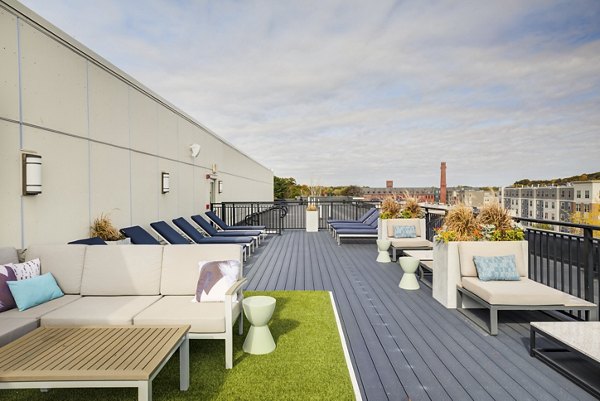 rooftop deck at The Washingtons Apartments