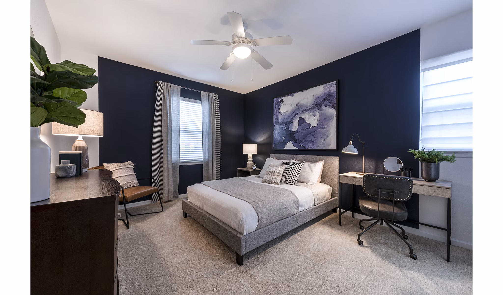 Baileys Crossing: Renovated luxury apartments with modern design in Alexandria, VA
