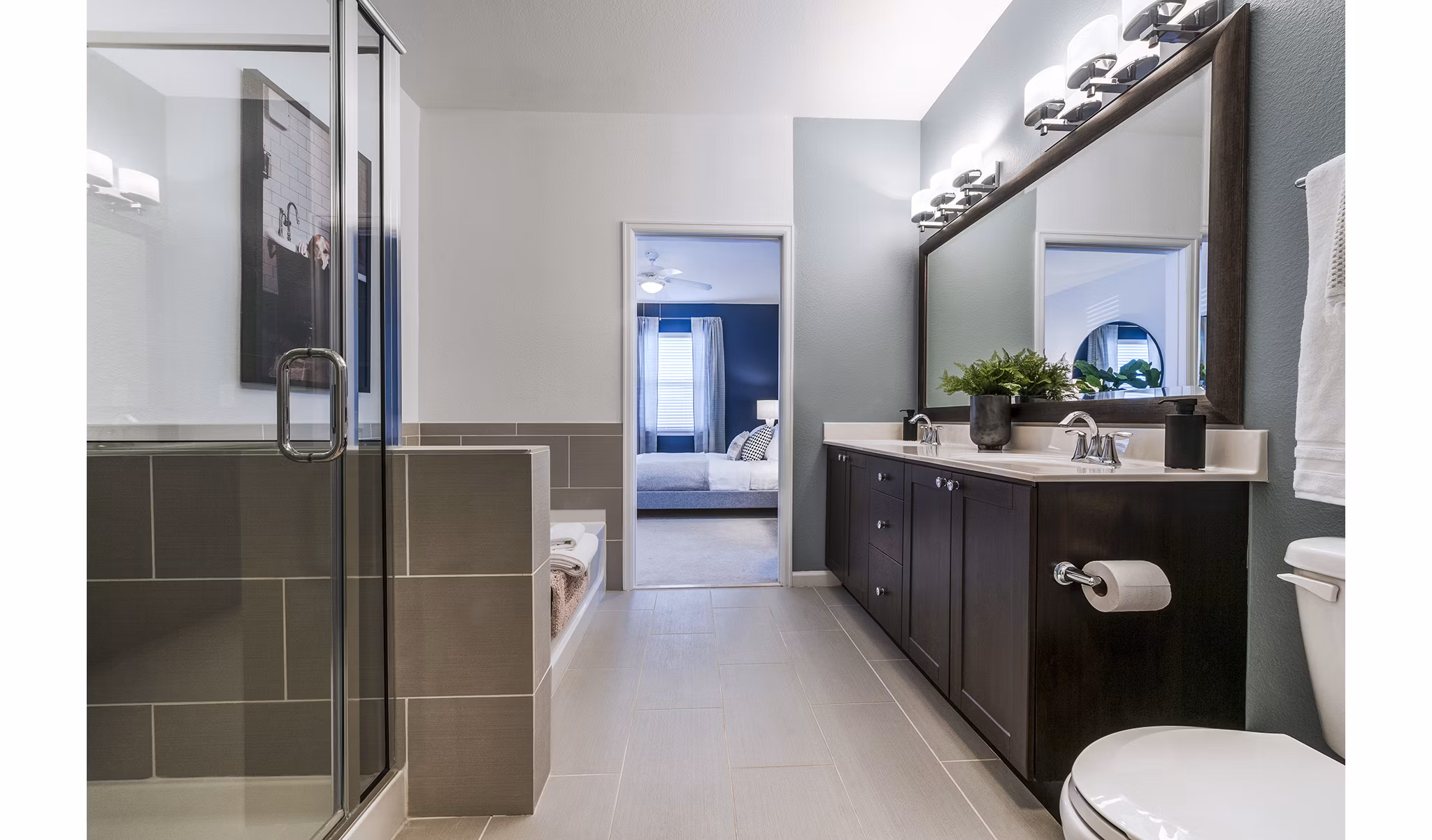 Baileys Crossing: Renovated modern high-rise apartments in 2018 featuring luxury amenities and prime location