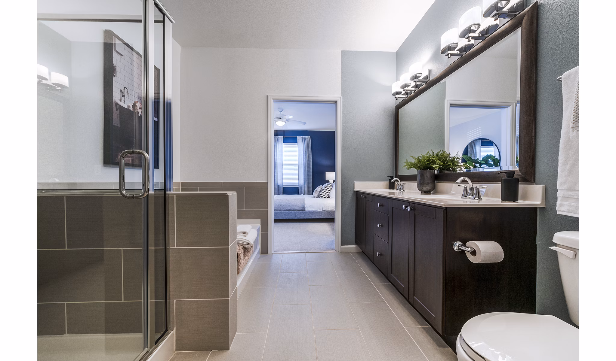 Baileys Crossing: Renovated modern high-rise apartments in 2018 featuring luxury amenities and prime location