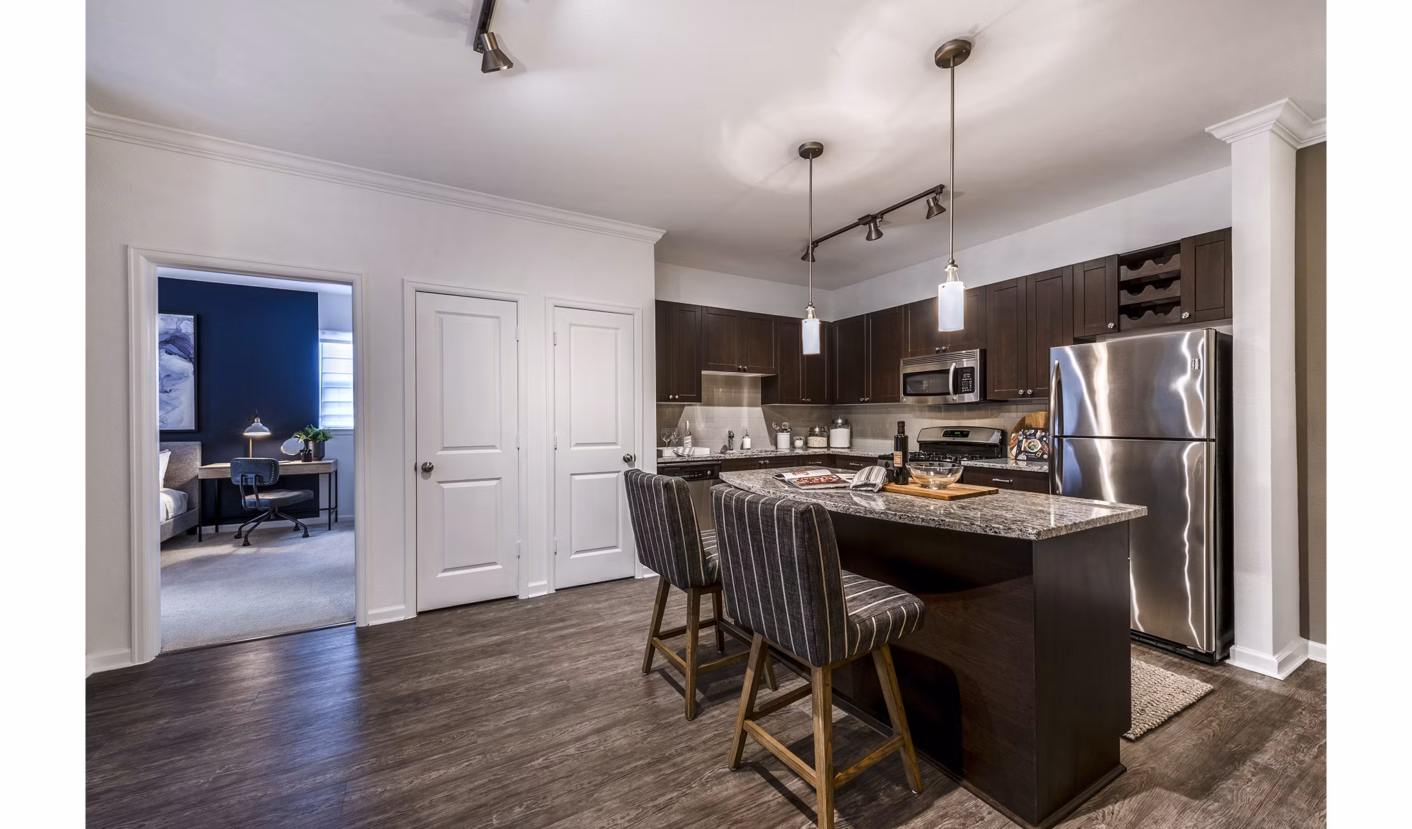 Baileys Crossing: Renovated luxury apartments with stunning in 2018