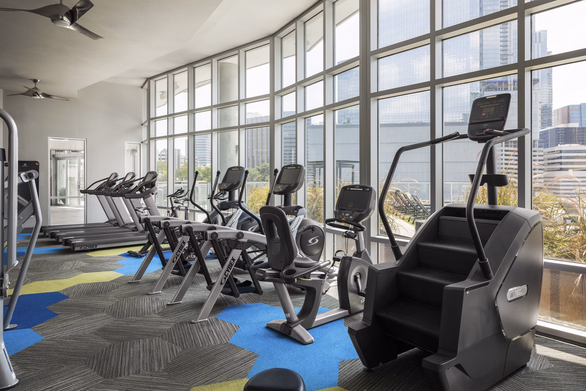 fitness center at SEVEN Apartments