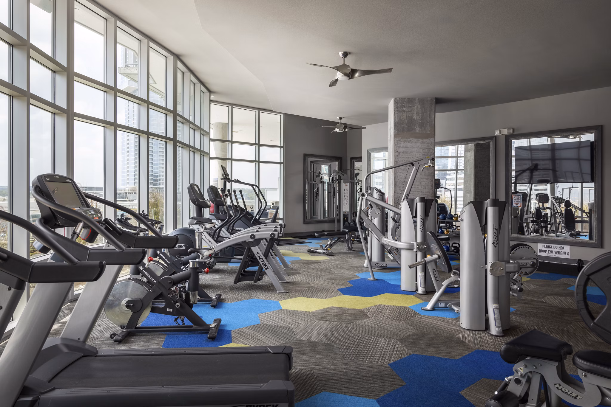 fitness center at SEVEN Apartments