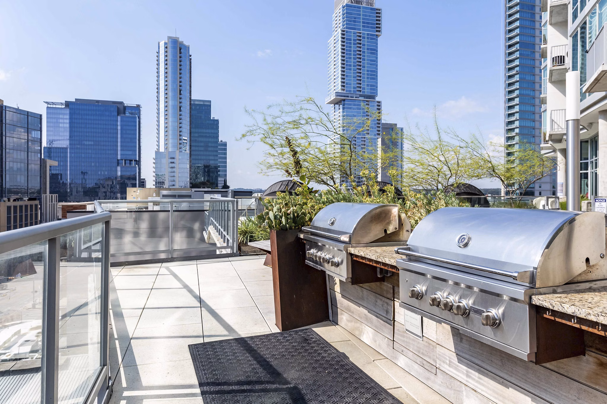 patio at SEVEN Apartments