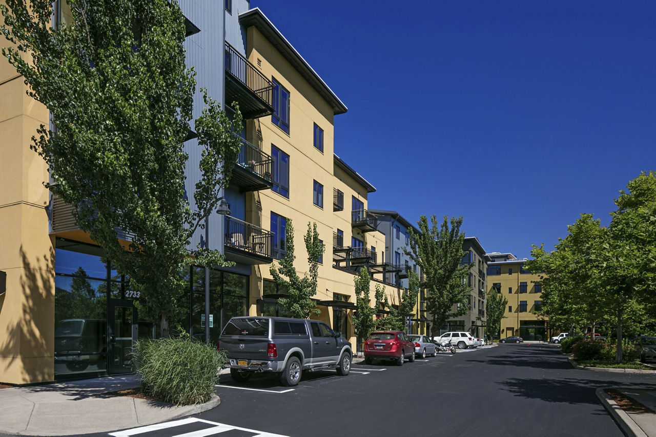 The Byron At Crescent Village Eugene Or 3 of 12