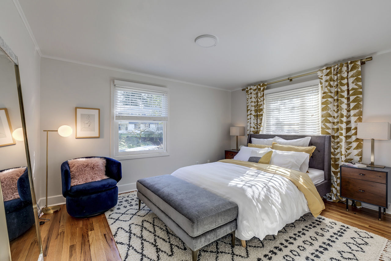 Shorewood Mercer Island Wa 27 of 39