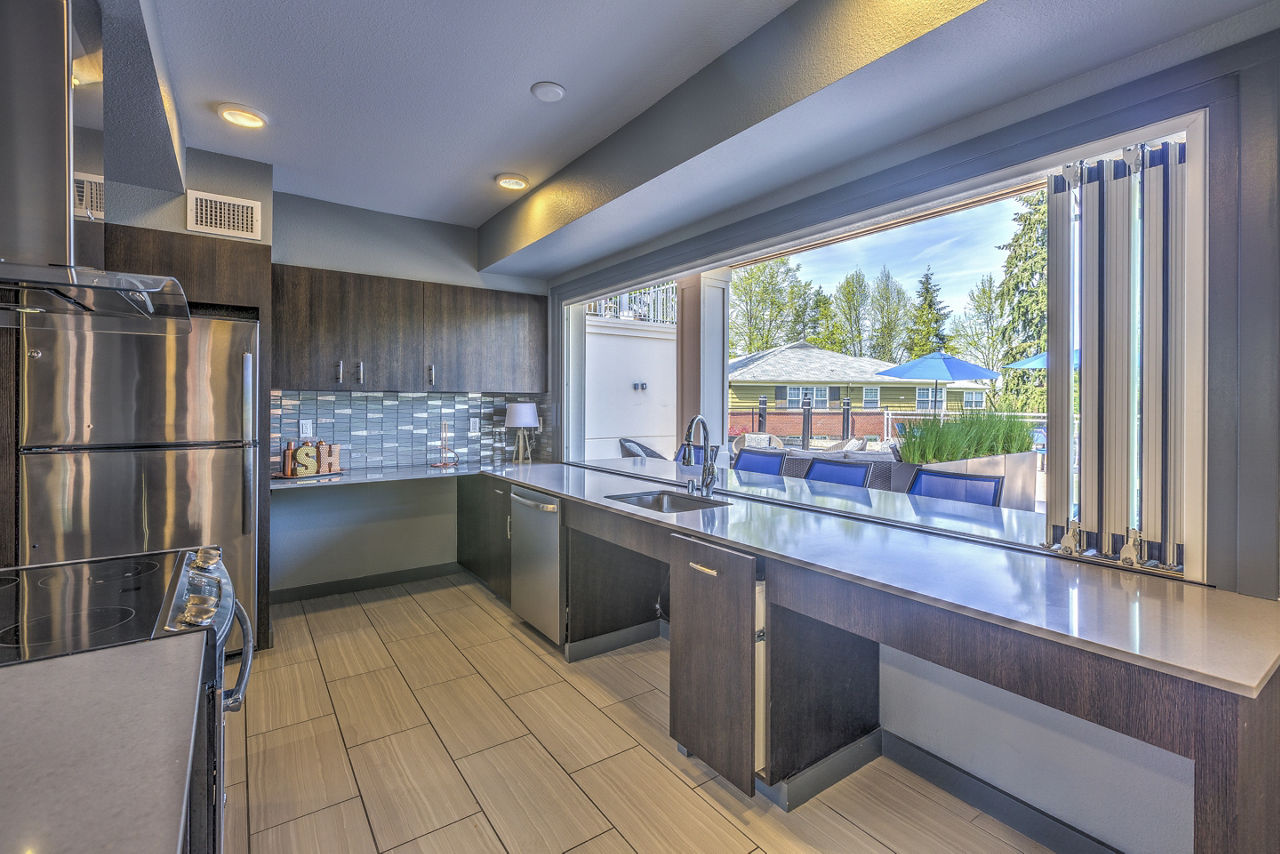 Shorewood Mercer Island Wa 3 of 12