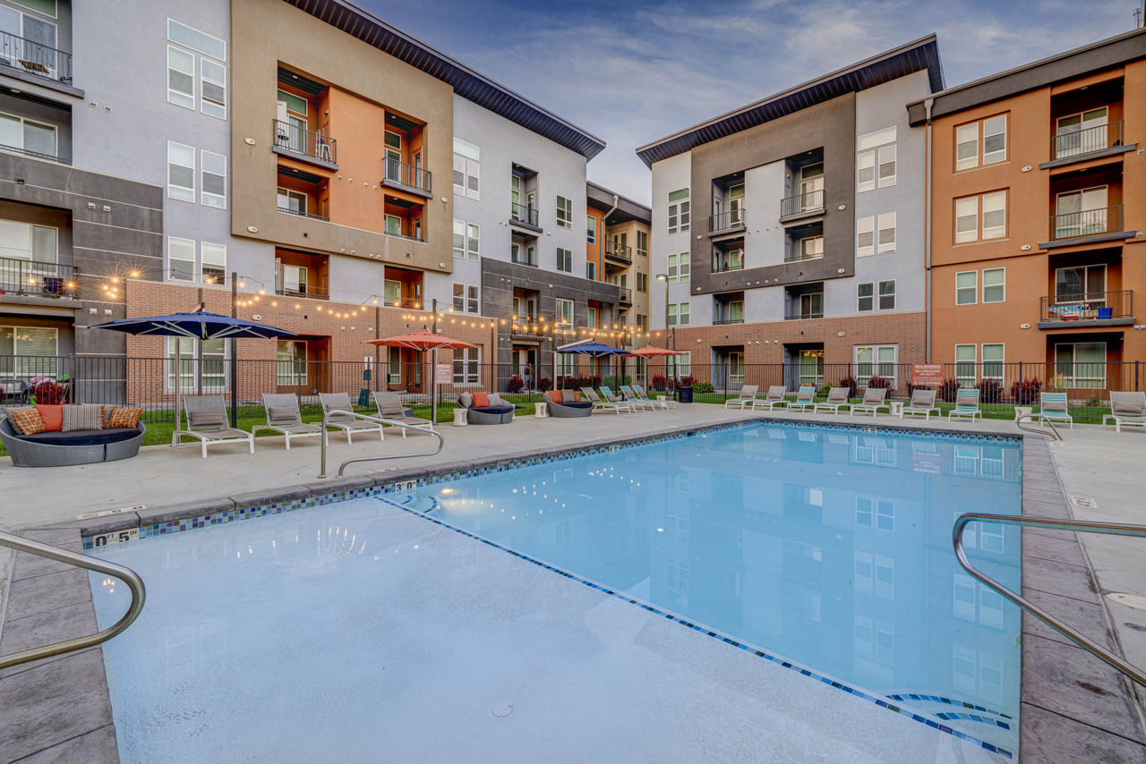 Novi At Jordan Valley Station Apartments West Jordan Ut 2 of 12