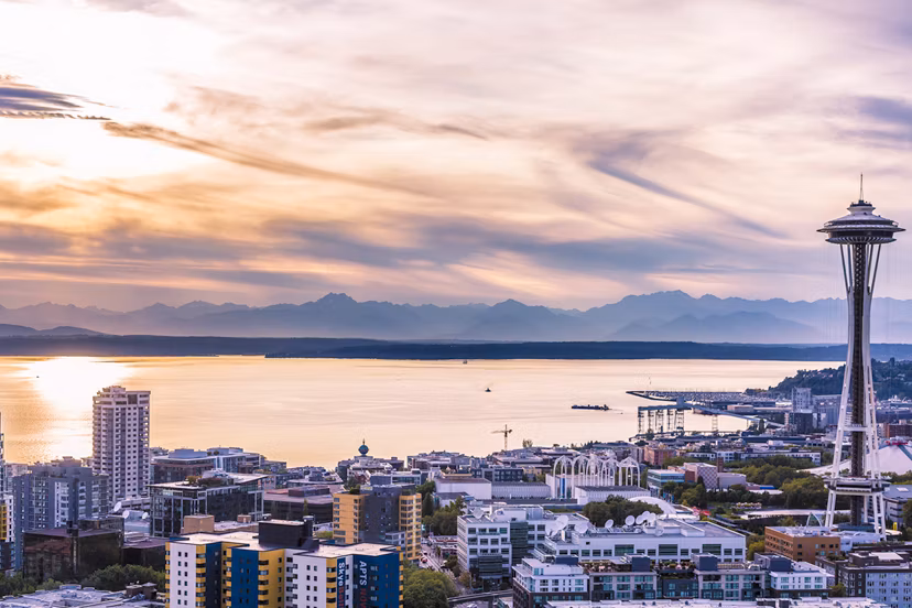 McKenzie Apartments: Scenic view of luxury high-rise apartments in downtown Seattle