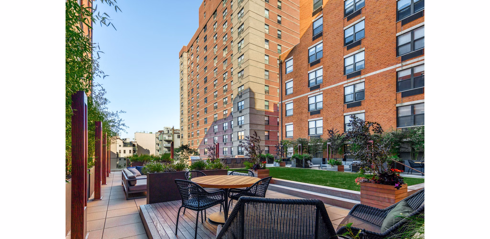 Observer Park Apartments: Contemporary of luxury apartments in downtown location