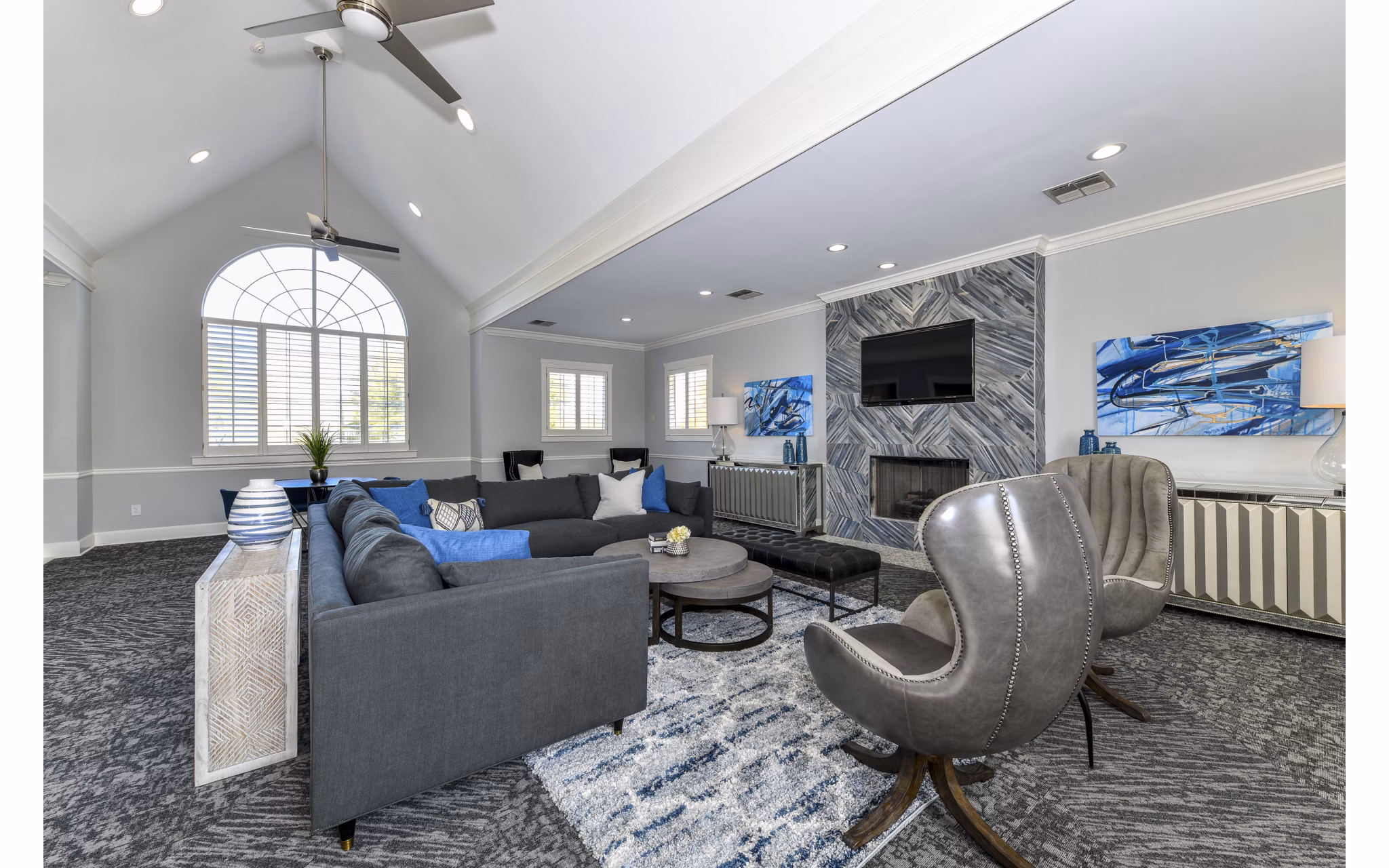 Clubhouse featuring stylish seating and modern decor at The Palmer Apartments