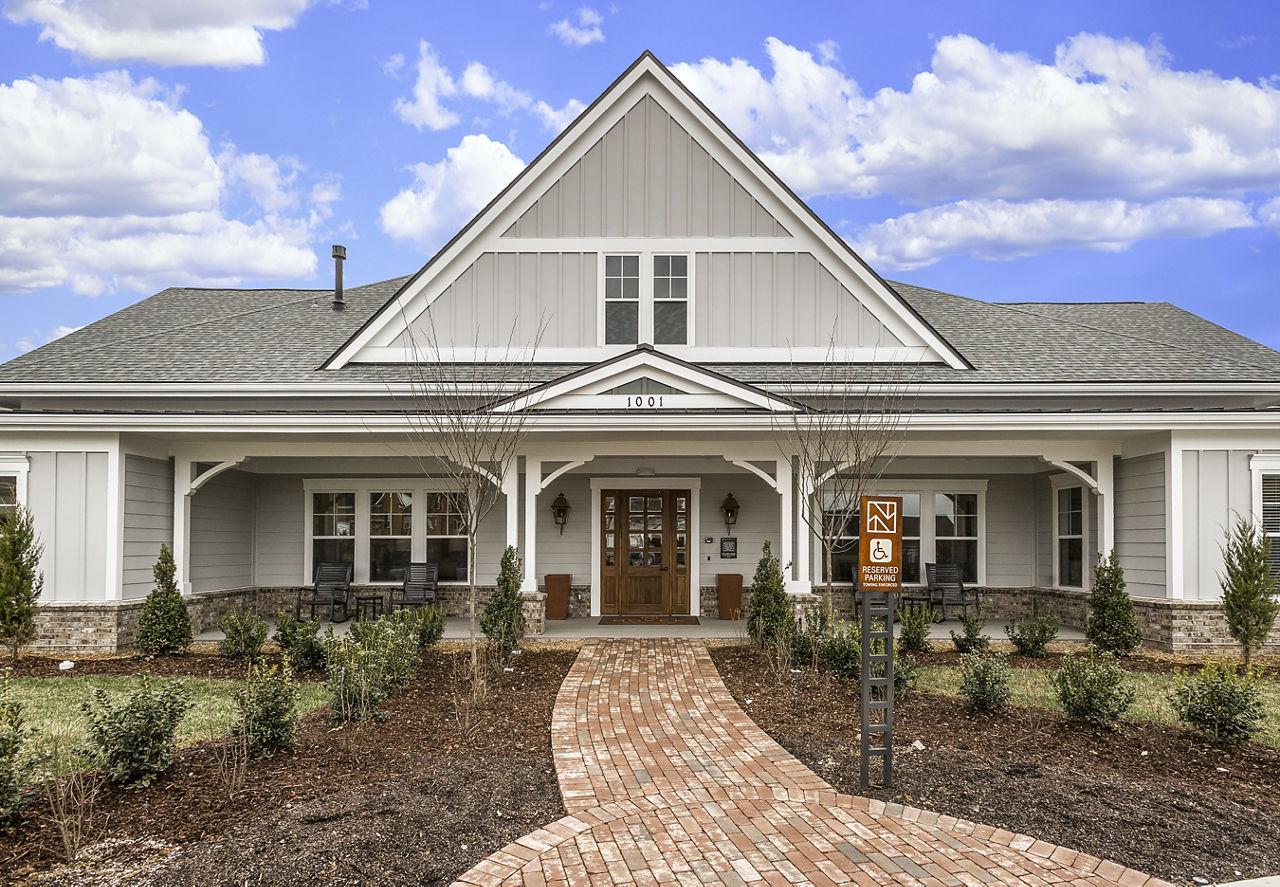 Heartwood at Lockwood Glen Apartments is a similar property to Independence Square located in Franklin