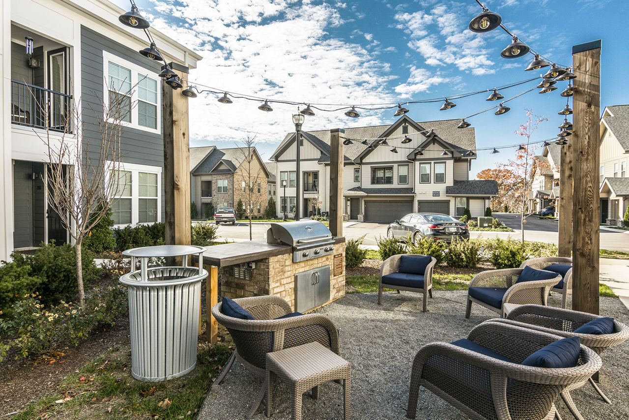 Grill area at Heartwood At Lockwood Glen Apartments (3 of 3)