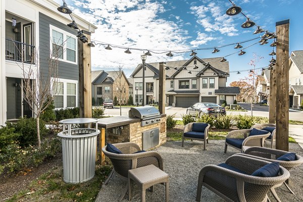 grill area at Novel Lockwood Glen Apartments  