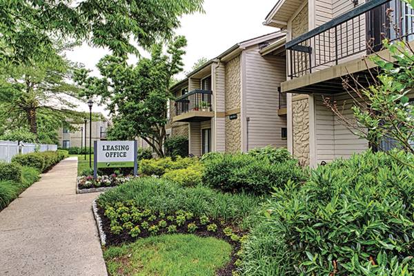 exterior at Hunters Glen Apartments