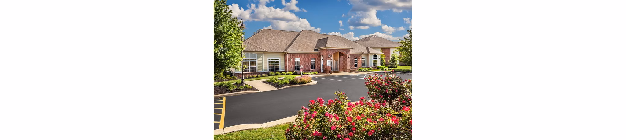 Exterior at Summit Pointe Apartments