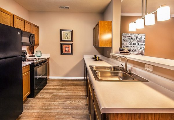 kitchen at Summit Pointe Apartments