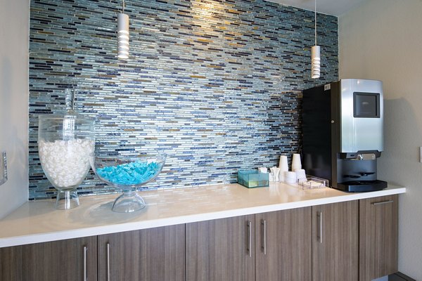 Modern clubhouse with elegant decor at Encore Montrose Apartments