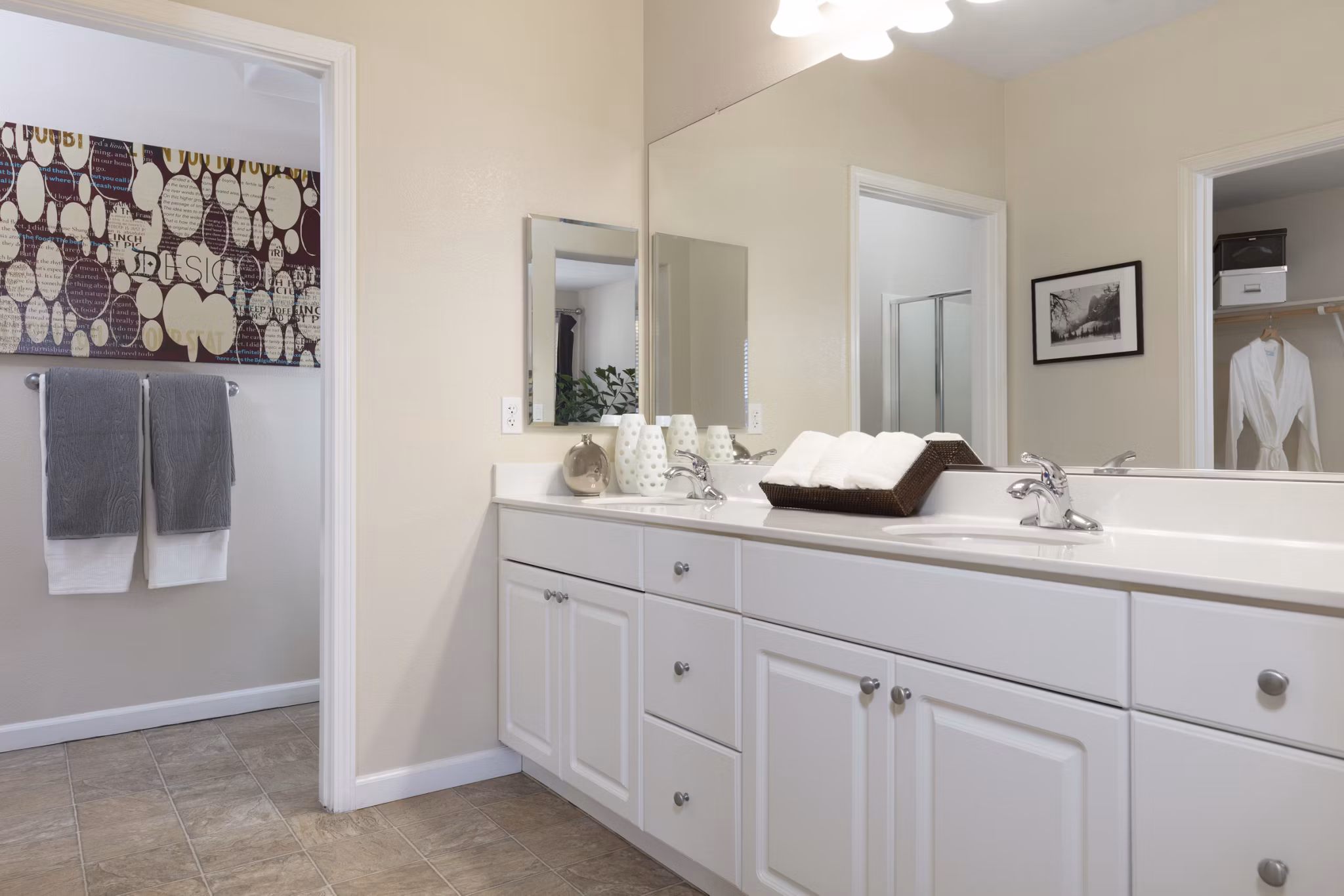 Bathroom featuring modern fixtures at Aventino Apartments, luxury living by Greystar