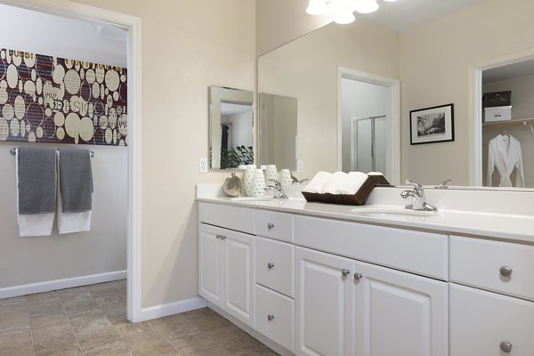Bathroom featuring modern fixtures at Aventino Apartments, luxury living by Greystar