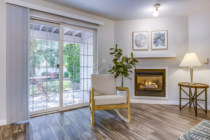 Modern living room with cozy seating and stylish dÃ©cor at Callen Apartments luxury residences