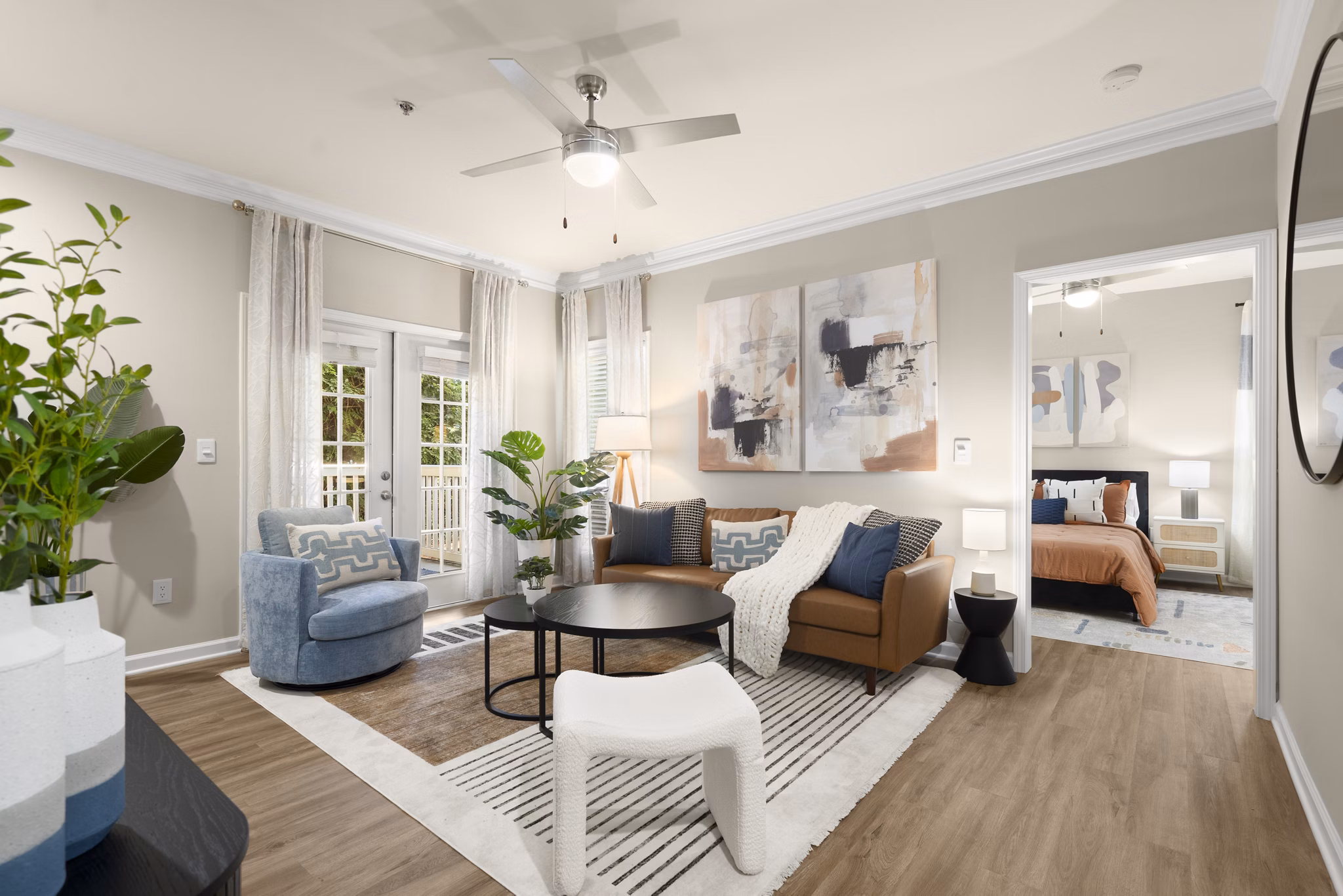 living room at Decatur Highlands Apartments