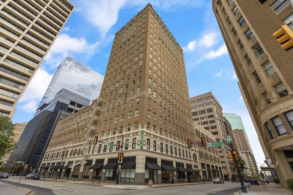 exterior at Historic Electric Building Apartments