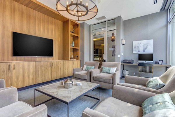 clubhouse at Luxe on Chicago Apartments