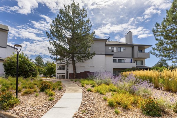 exterior at Reflections on 92nd Apartments